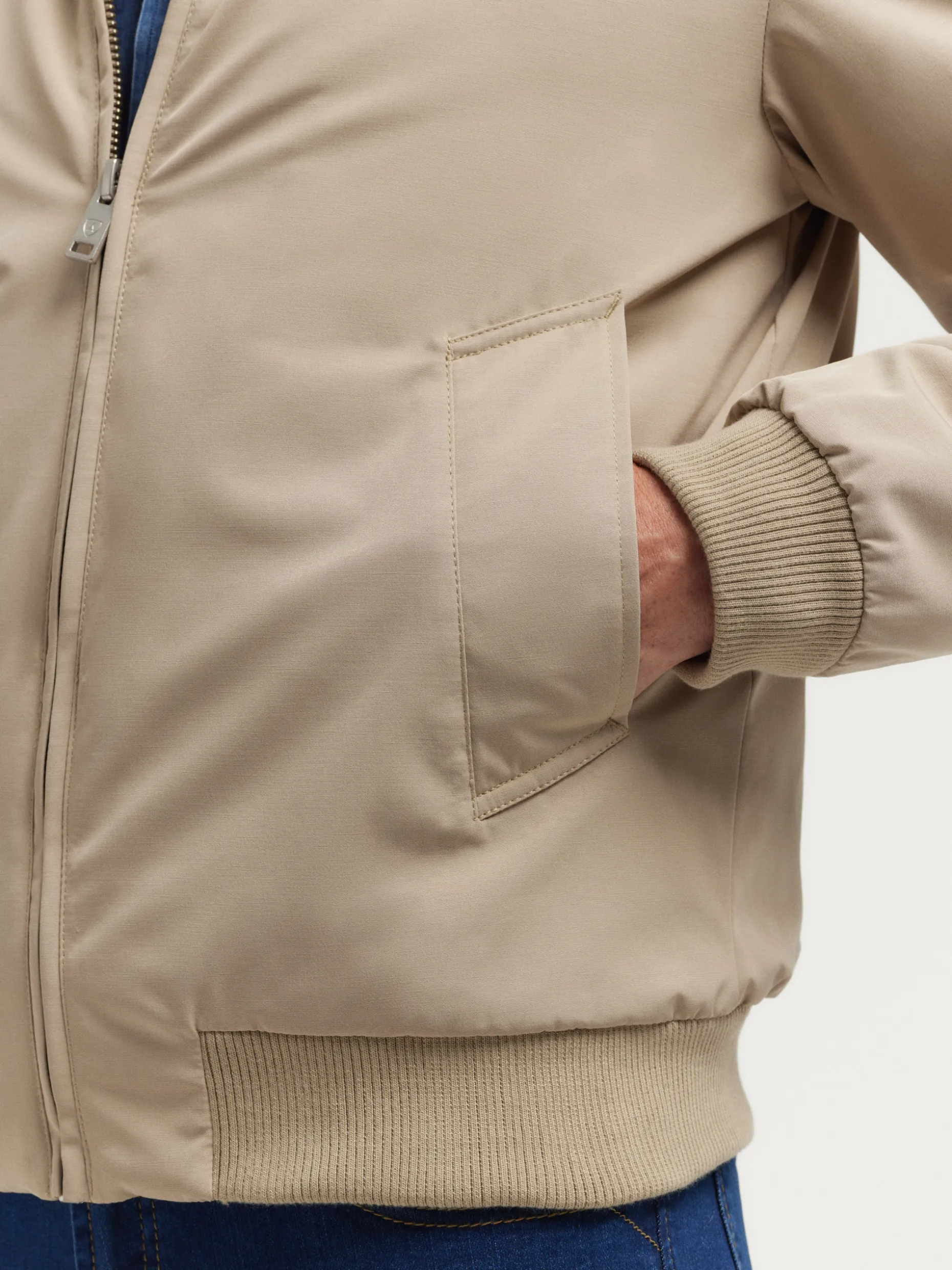 CAZADORA SMART BEIGE